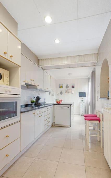 S46-Casa De Vacaciones Climatizada Con Piscina, En El Centro Junto Al Mar, Barbacoa Y Wiifi Empuriabrava Exterior foto